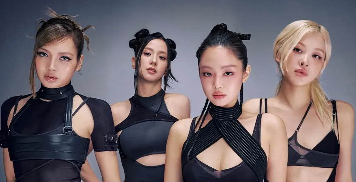 BLACKPINK виходять за межі простору та часу у кліпі "GO"