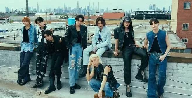 Stray Kids досягли 30 мільйонів підписників в Instagram і оголосили про новий міні-альбом